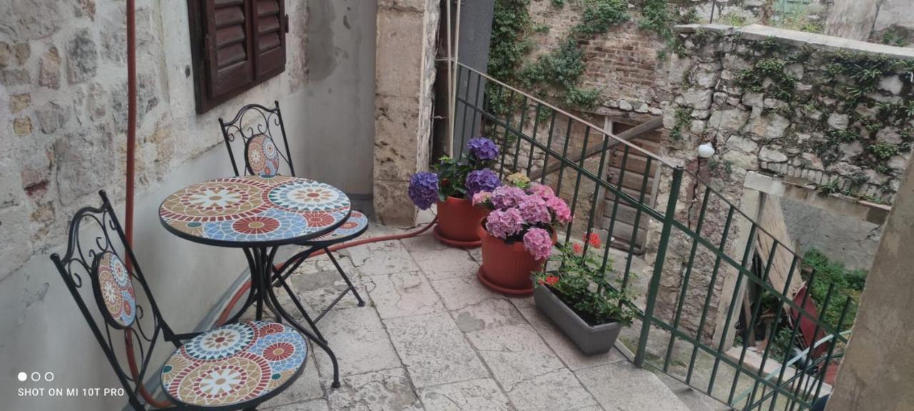 Apartman Zen In The Centar Of Šibenik Exteriör bild