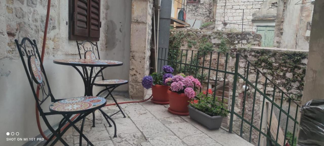 Apartman Zen In The Centar Of Šibenik Exteriör bild